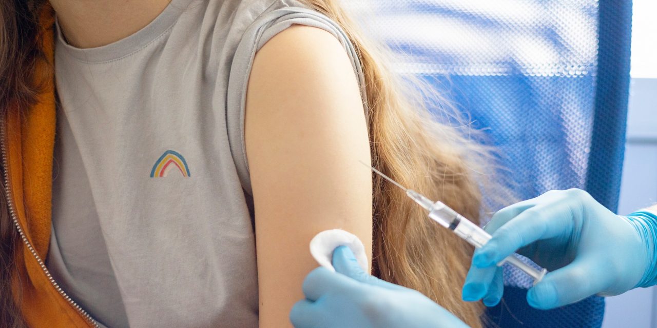 12-17-year olds who get vaccinated can win full scholarship to SUNY or CUNY